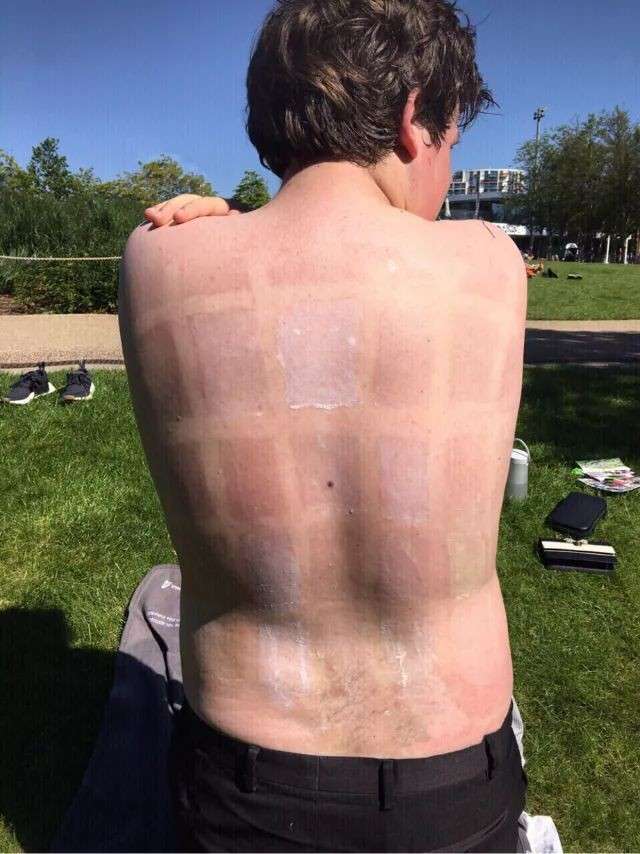 小哥人肉實測15款防曬乳，把自己變成烤肉架，結(jié)果有點搞笑！